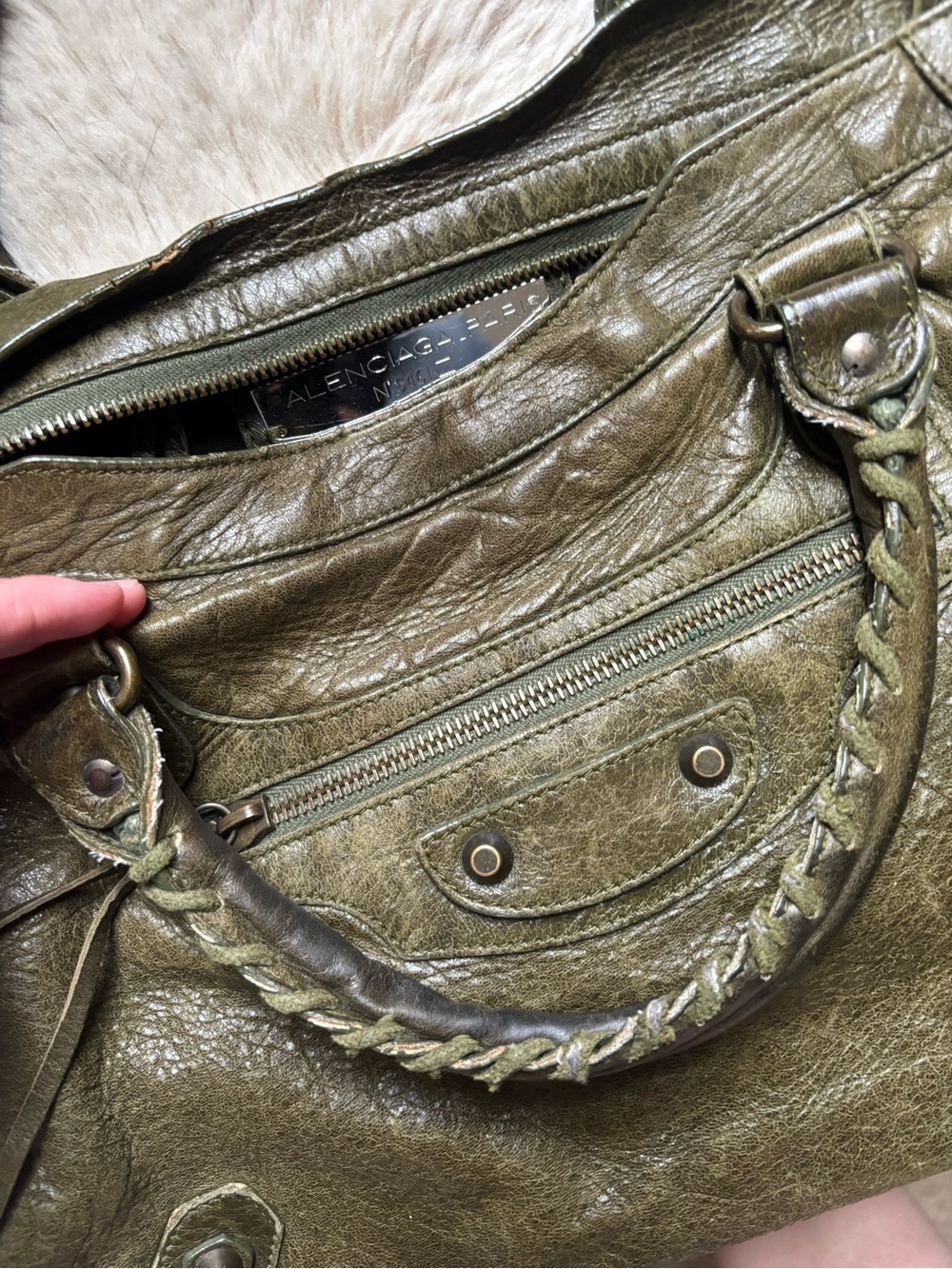 Balenciaga vintage Olive Green Classic City Bag - Picture 6 of 12